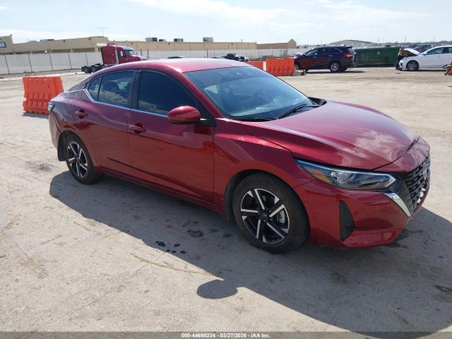 Salvage Nissan Sentra Image