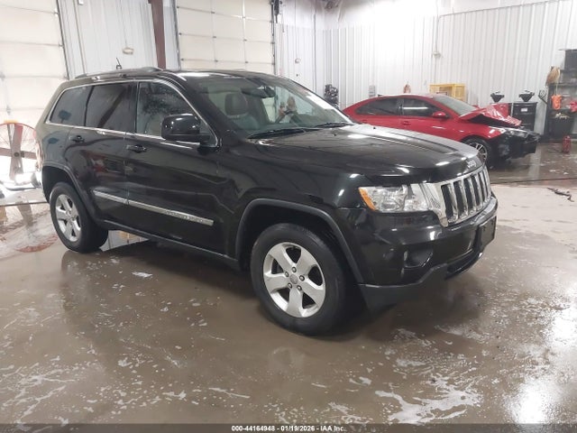Salvage Jeep Grand Cherokee Image