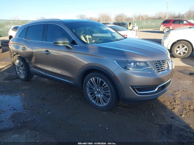 Salvage Lincoln MKX Image