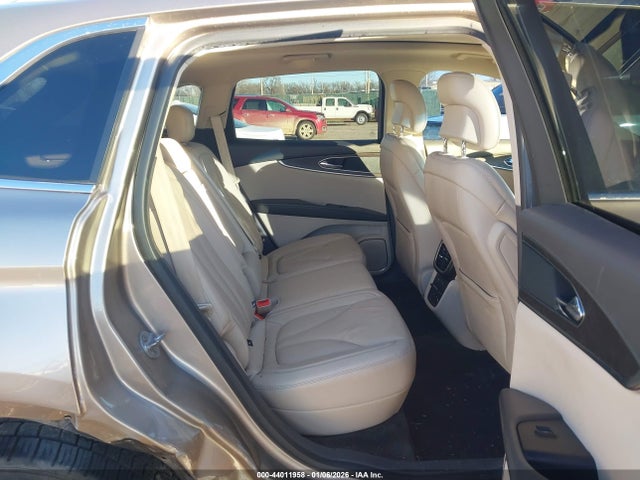 Lincoln MKX Reserve