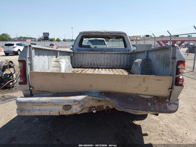 Dodge D-series D150