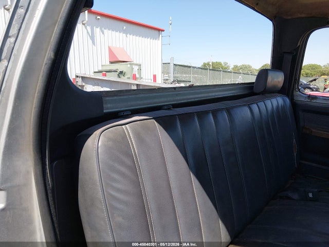 Dodge D-series D150