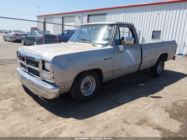 Dodge D-series D150