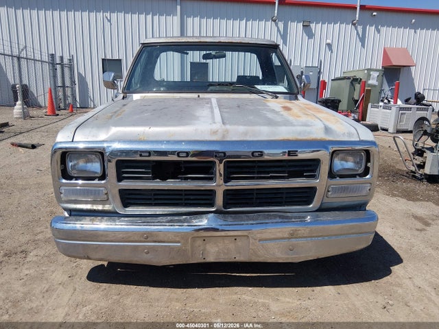 Dodge D-series D150