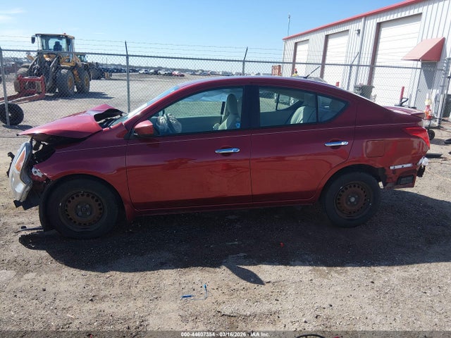 Nissan Versa 1.6 Sv