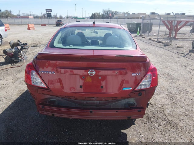 Nissan Versa 1.6 Sv