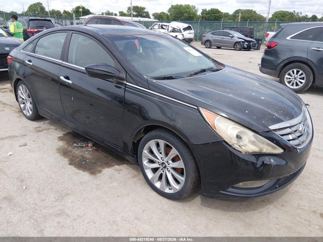 Salvage Hyundai SONATA Image