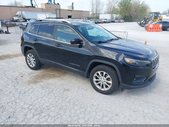 Salvage Jeep Cherokee Image