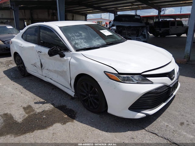 Salvage Toyota Camry Image