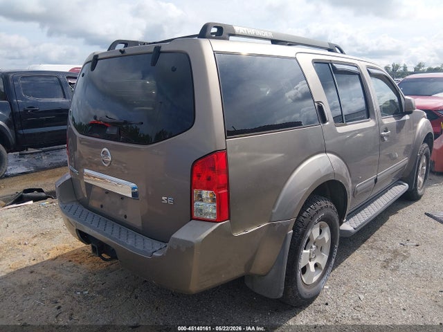 Nissan Pathfinder Se