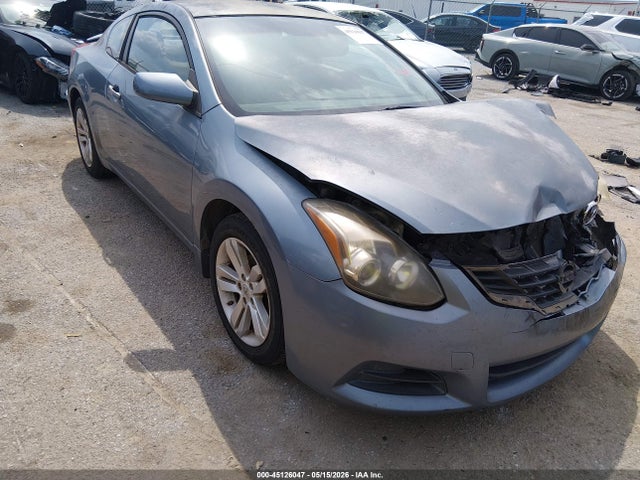 Salvage Nissan Altima Image