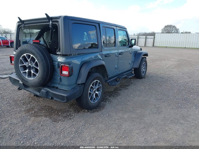 Jeep Wrangler 4-door Sport S 4x4