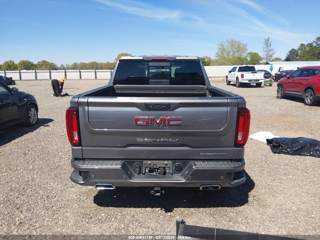 GMC Sierra 1500 4wd  Short Box Denali