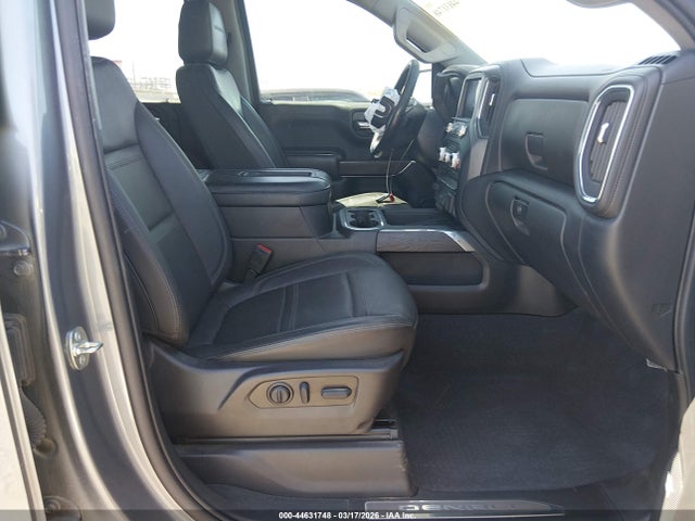GMC Sierra 1500 4wd  Short Box Denali