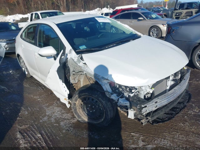 Salvage Toyota Corolla Image