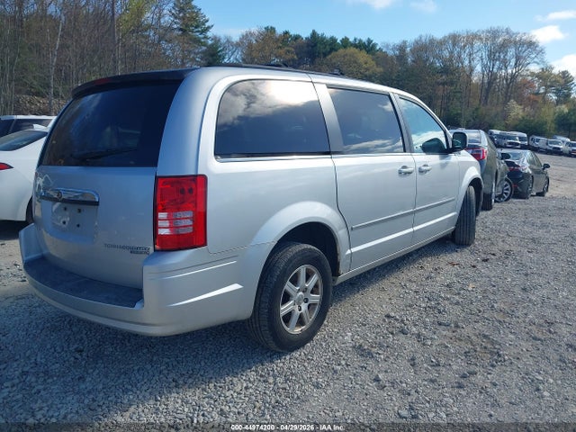 Chrysler Town & Country Touring