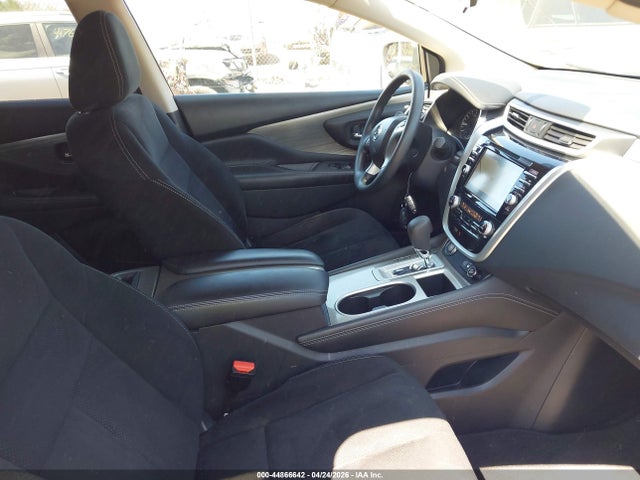 Nissan Murano S