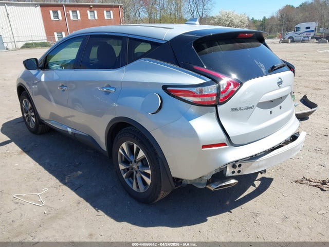 Nissan Murano S