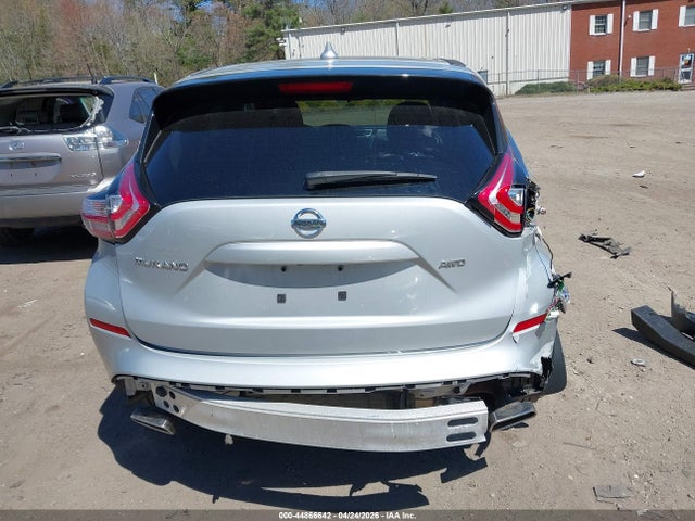 Nissan Murano S