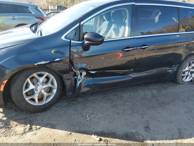 Chrysler Pacifica Touring Plus