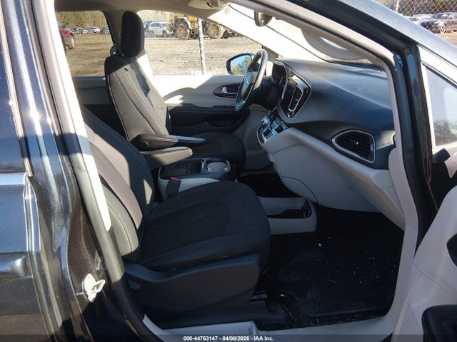 Chrysler Pacifica Touring Plus