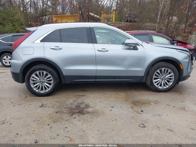 Cadillac XT4 Fwd Premium Luxury