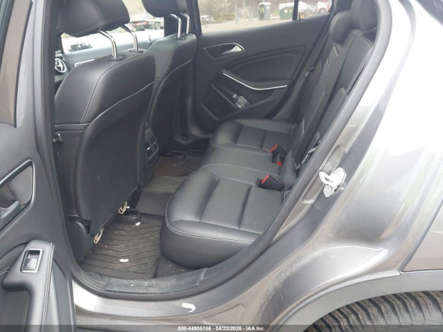 Mercedes-Benz GLA 4matic