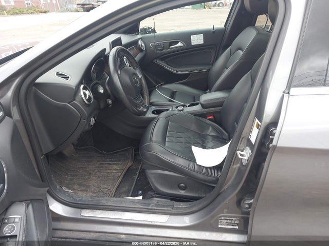 Mercedes-Benz GLA 4matic