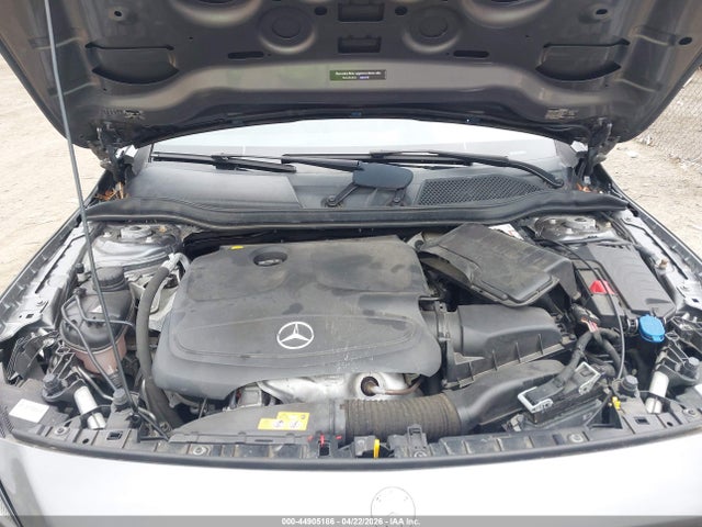 Mercedes-Benz GLA 4matic