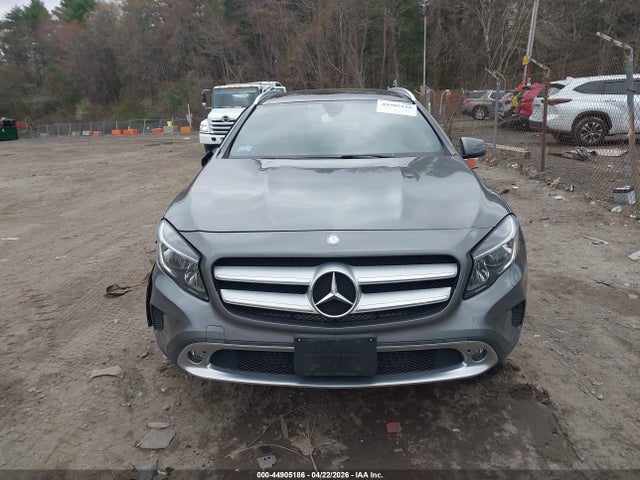 Mercedes-Benz GLA 4matic