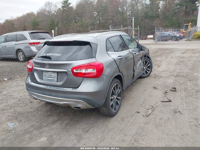 Mercedes-Benz GLA 4matic