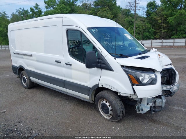 Salvage Ford Transit Image