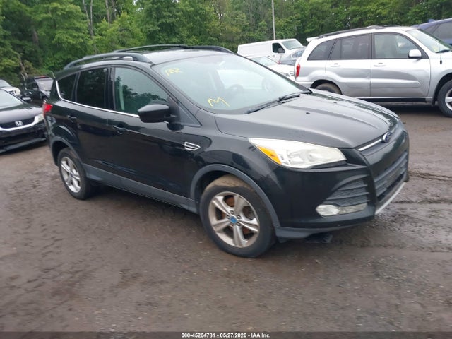 Salvage Ford Escape Image