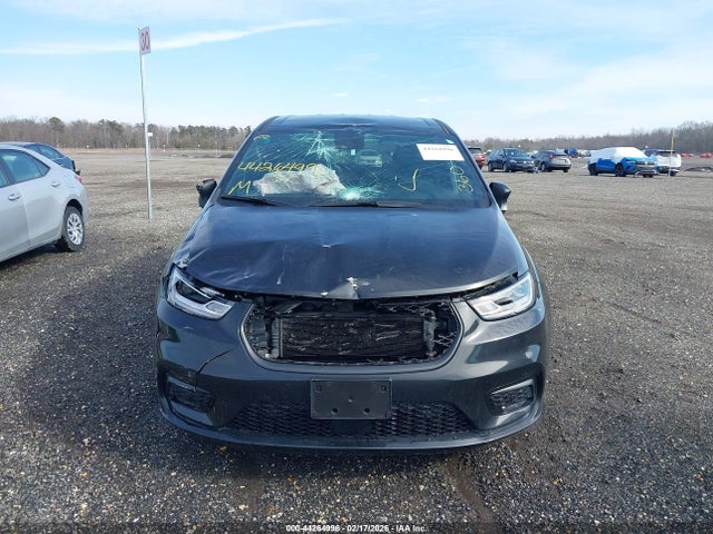 Chrysler Pacifica Touring L