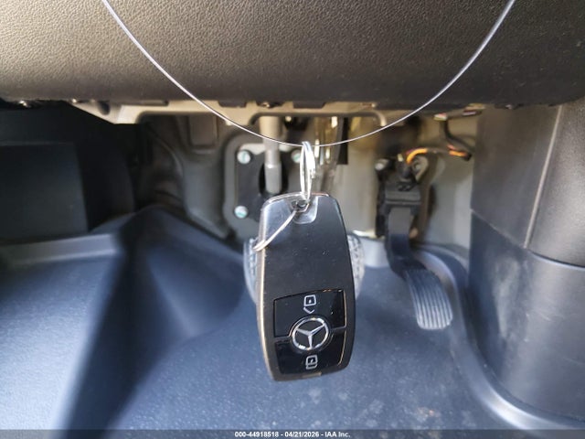 Mercedes-Benz Sprinter 2500 High Roof I4