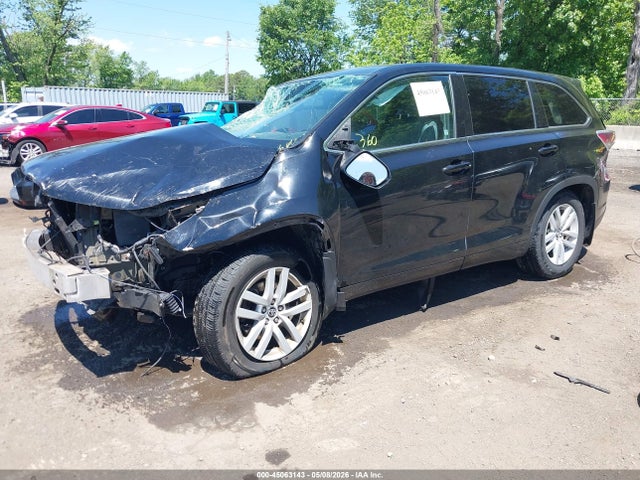 Toyota Highlander Le V6