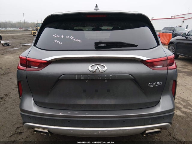INFINITI Qx Luxe