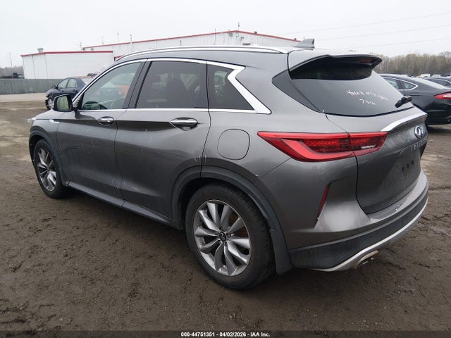 INFINITI Qx Luxe