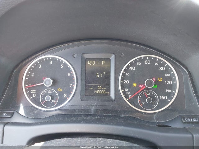Volkswagen Tiguan S