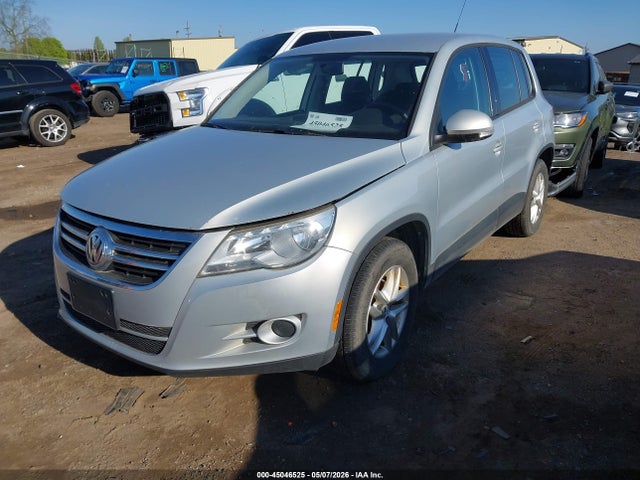 Volkswagen Tiguan S