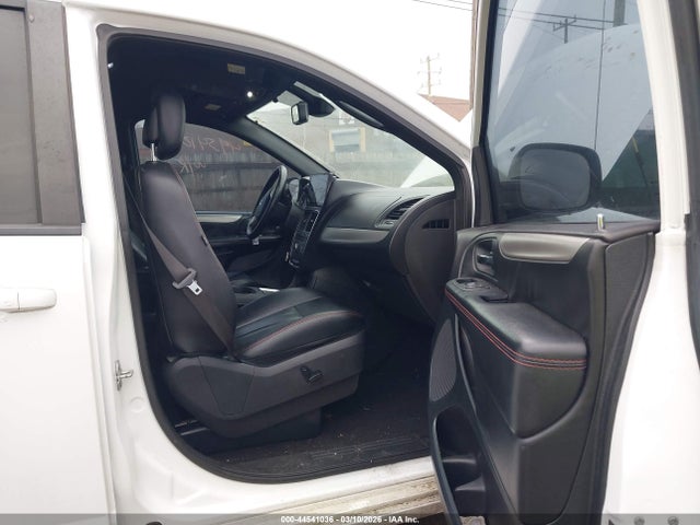 Dodge Grand Caravan Gt