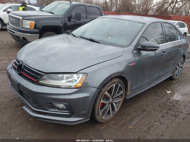 Volkswagen Jetta 2.0t Gli