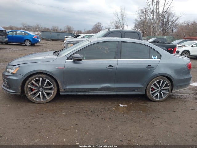 Volkswagen Jetta 2.0t Gli