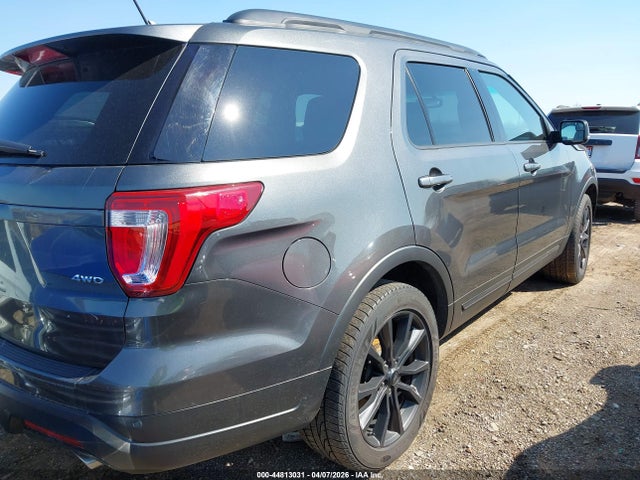 Ford Explorer Xlt