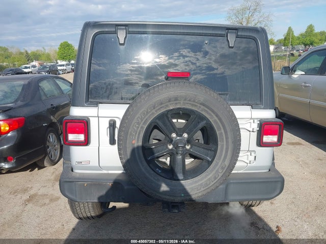 Jeep Wrangler 4-door Sport Altitude 4x4