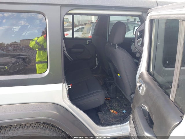 Jeep Wrangler 4-door Sport Altitude 4x4