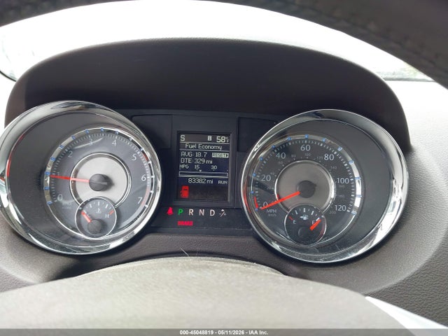 Chrysler Town & Country Touring-l