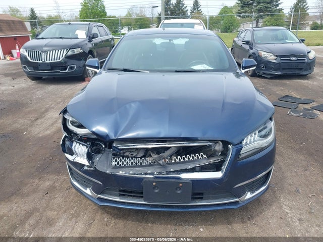 Lincoln MKZ Premiere