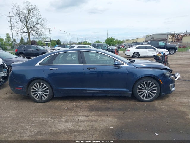 Lincoln MKZ Premiere