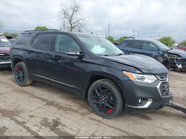 Salvage Chevrolet Traverse Image